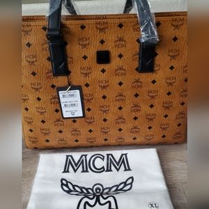 MCM Tote in Visetos